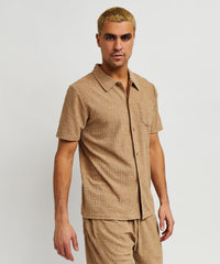Towel Short Sleeve Embossed Pattern Button Down Shirt - Rust