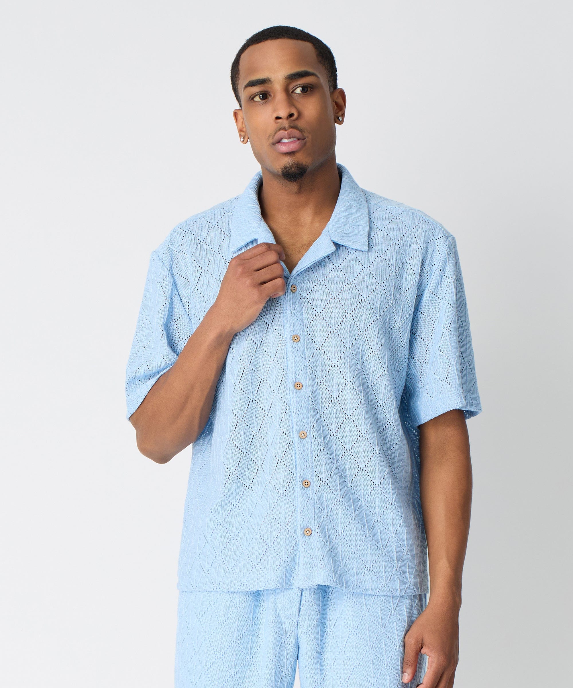 Diamond Plate Towel Color Blocked Short Sleeve Button Down Shirt - Light Blue