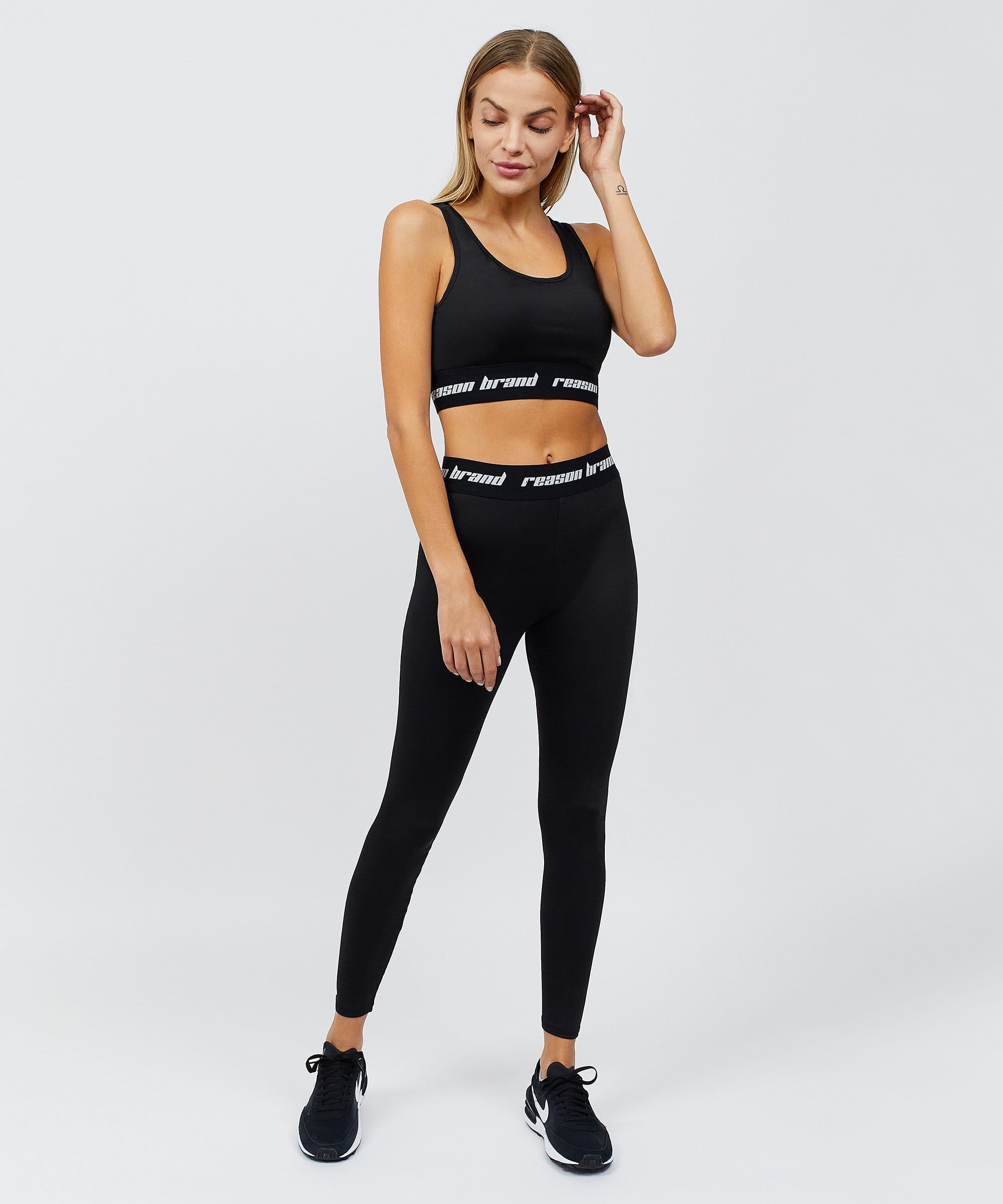 Womens Cara Sports Bra