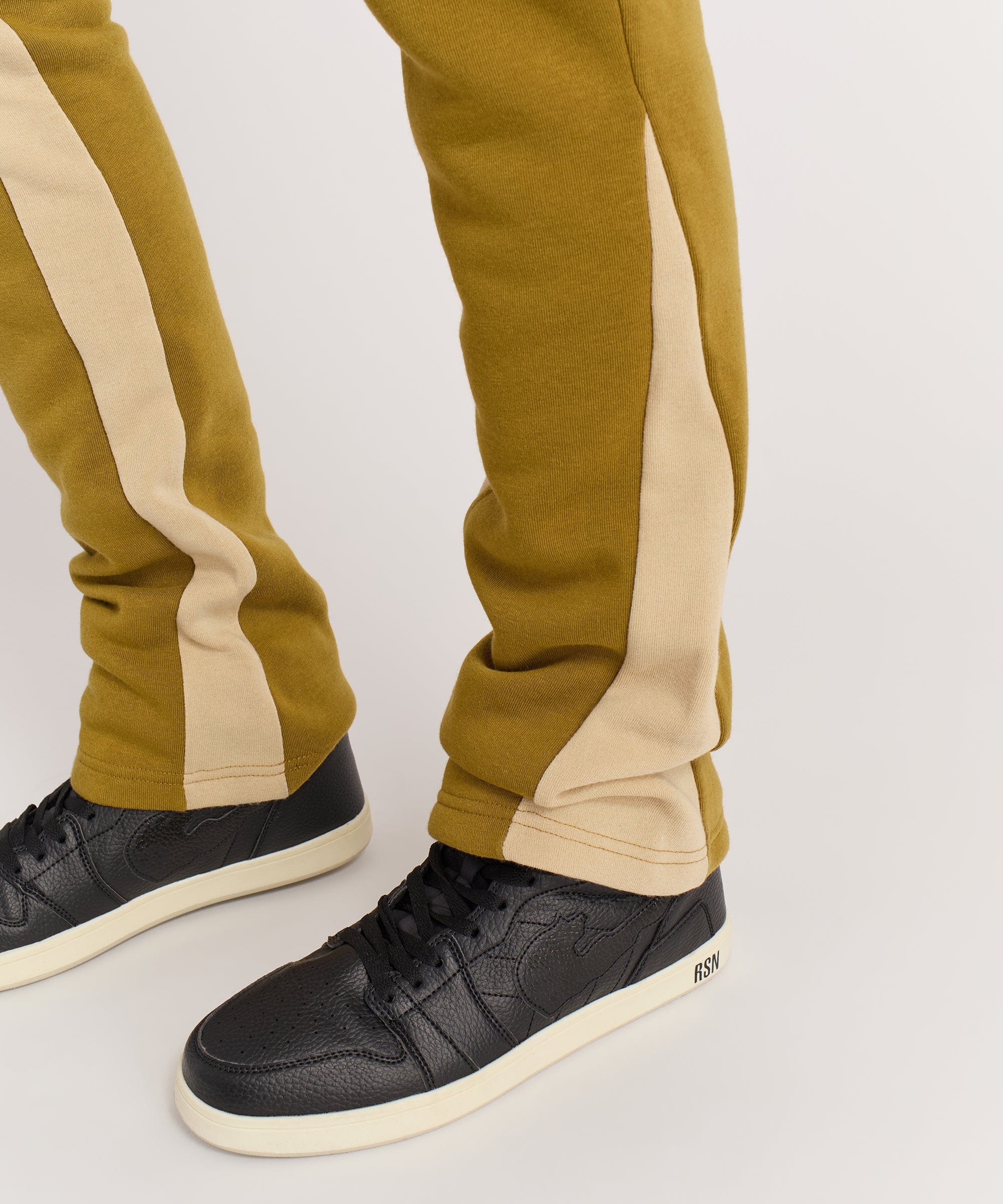 Flare Fleece Sweatpants - Khaki