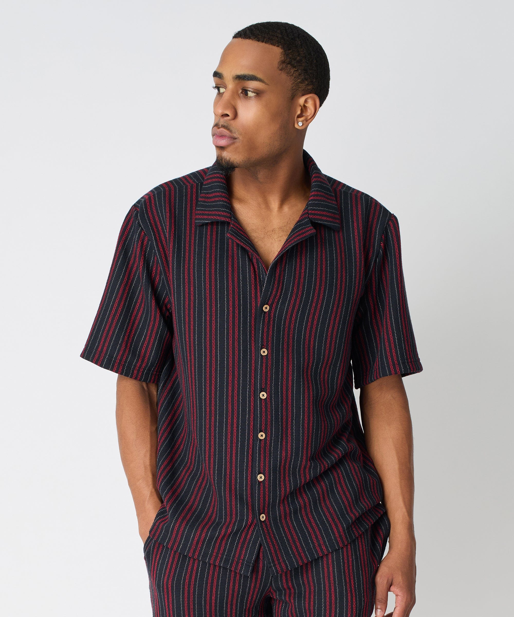 Jacquard Knit Short Sleeve Striped Button Down Shirt - Black